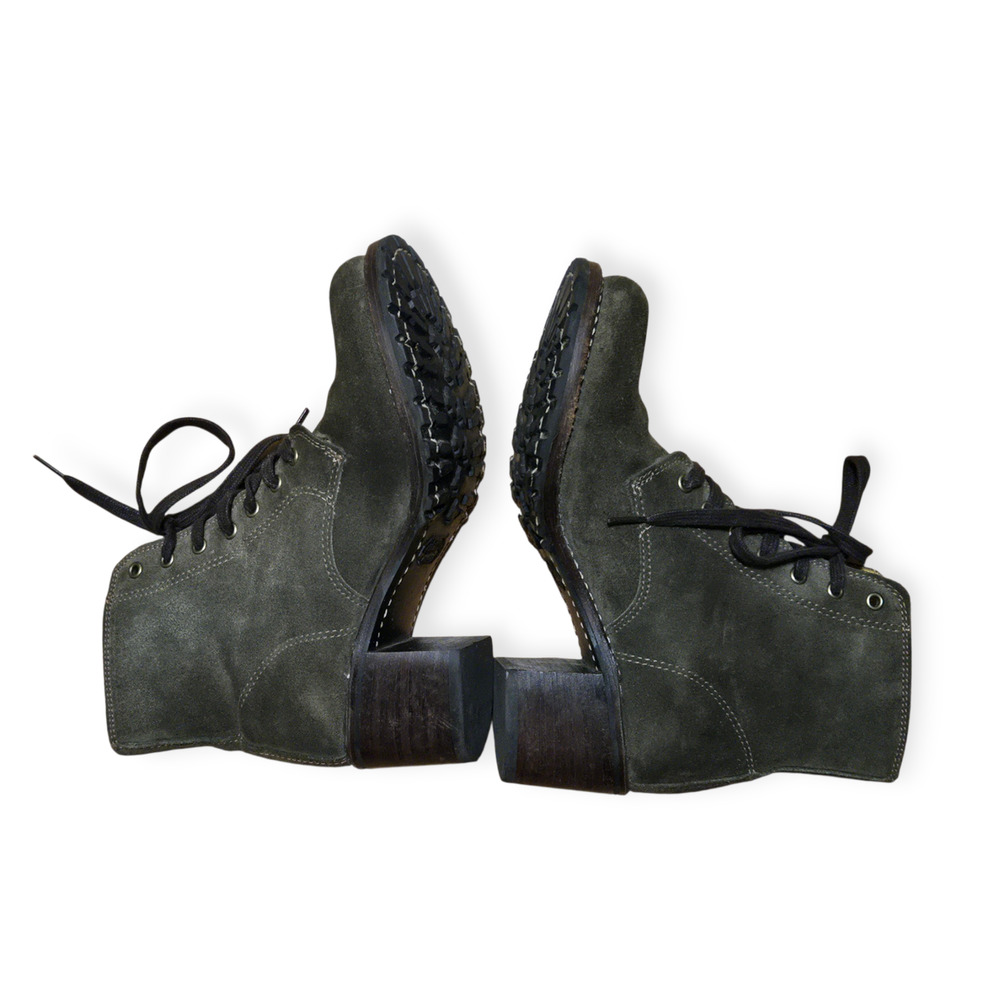 Frye Sabrina 6G Lace Up Olive Green Fatigue Suede Ankle Booties Size 8 - Picture 3 of 8